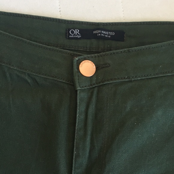 High-Waisted Green Jeggings - Picture 2 of 2